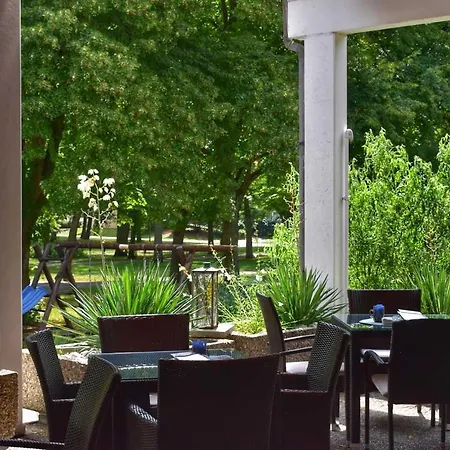 Ξενοδοχείο Reichels Parkhotel 3*